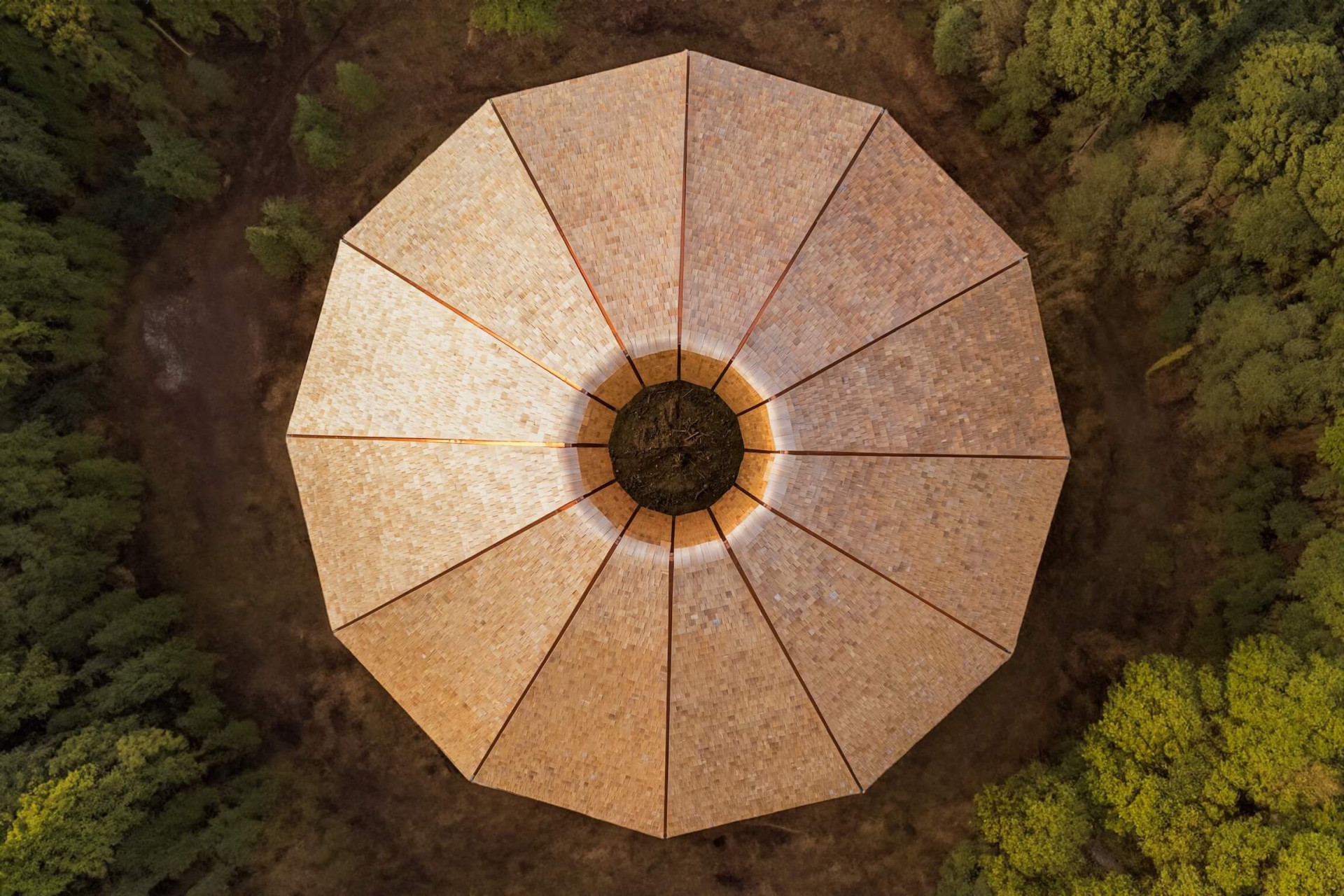 Michele De Lucchi-e Mariangela-Gualtieri Nella terra il cielo 2025 OCA Oasi Contemporary Art